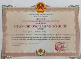 Truy tặng Huân chương Bảo vệ Tổ quốc cho trung tá Tăng Bá Hưng 