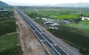 Xe khách tông đuôi xe khách trên cao tốc Vĩnh Hảo - Phan Thiết, 2 người chết tại chỗ