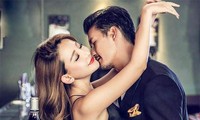  Vợ chết lặng chứng kiến chồng âu yếm chăm tình cũ trong... bệnh viện Phụ sản 