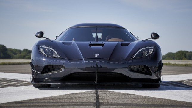  Siêu xe &apos;3 trong 1&apos; Koenigsegg Chimera độc nhất thế giới 