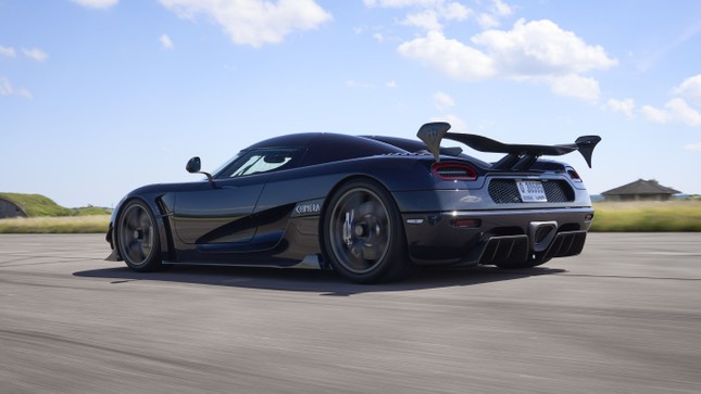  Siêu xe &apos;3 trong 1&apos; Koenigsegg Chimera độc nhất thế giới 