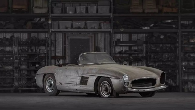  Xế cổ Mercedes 300SL hư hỏng nặng được đấu giá cao bất ngờ 第1张