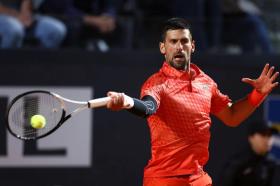 Sinner và Alcaraz vắng mặt, Djokovic sáng cửa vô địch Rome Masters  第1张