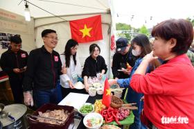 Khách đến Vietnam Phở Festival tại Seoul tăng vọt, các gian hàng gấp rút bổ sung nguyên liệu  第12张