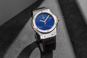 Hublot hợp tác The Hour Glass ra mắt bộ sưu tập đồng hồ  第3张