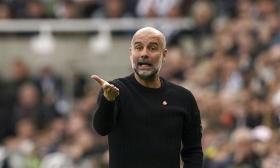 Guardiola khó chịu vì liên tục bị chất vấn về Rodri  第1张