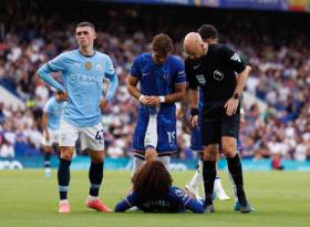 Erling Haaland chế giễu Cucurella sau khi ghi bàn vào lưới Chelsea  第2张