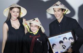 Nadech Kugimiya của Quỷ ăn tạng nhảy See tình, đội nón lá hát mừng ngày 20-10  第3张