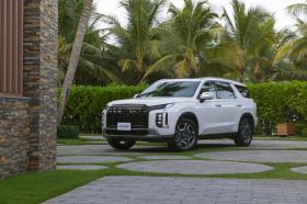 Tin tức giá xe: Hyundai Palisade lăn bánh rẻ hơn cả trăm triệu, tăng sức đấu Explorer  第1张