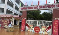  Vì sao hàng trăm hộ dân ở TP Biên Hòa ngập trong &apos;biển nước&apos;? 